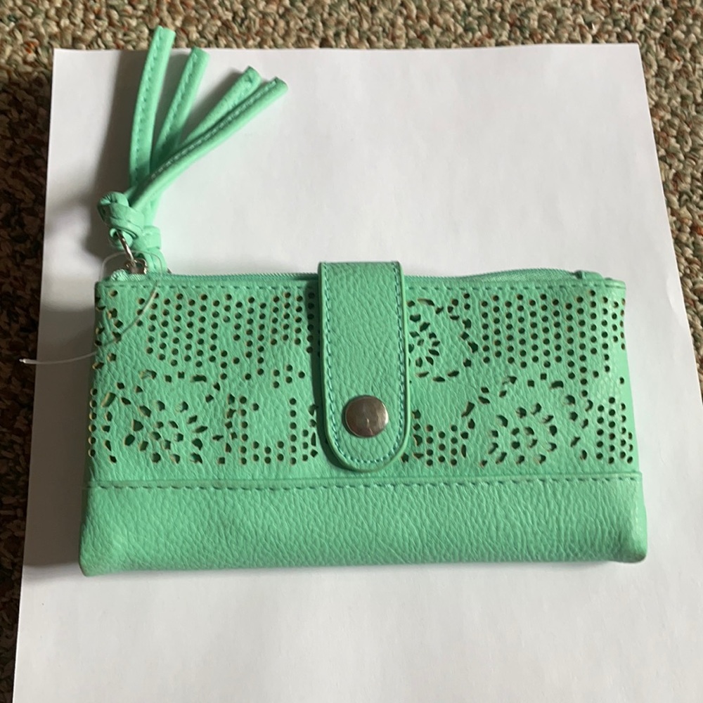 Claire’s Wallet
